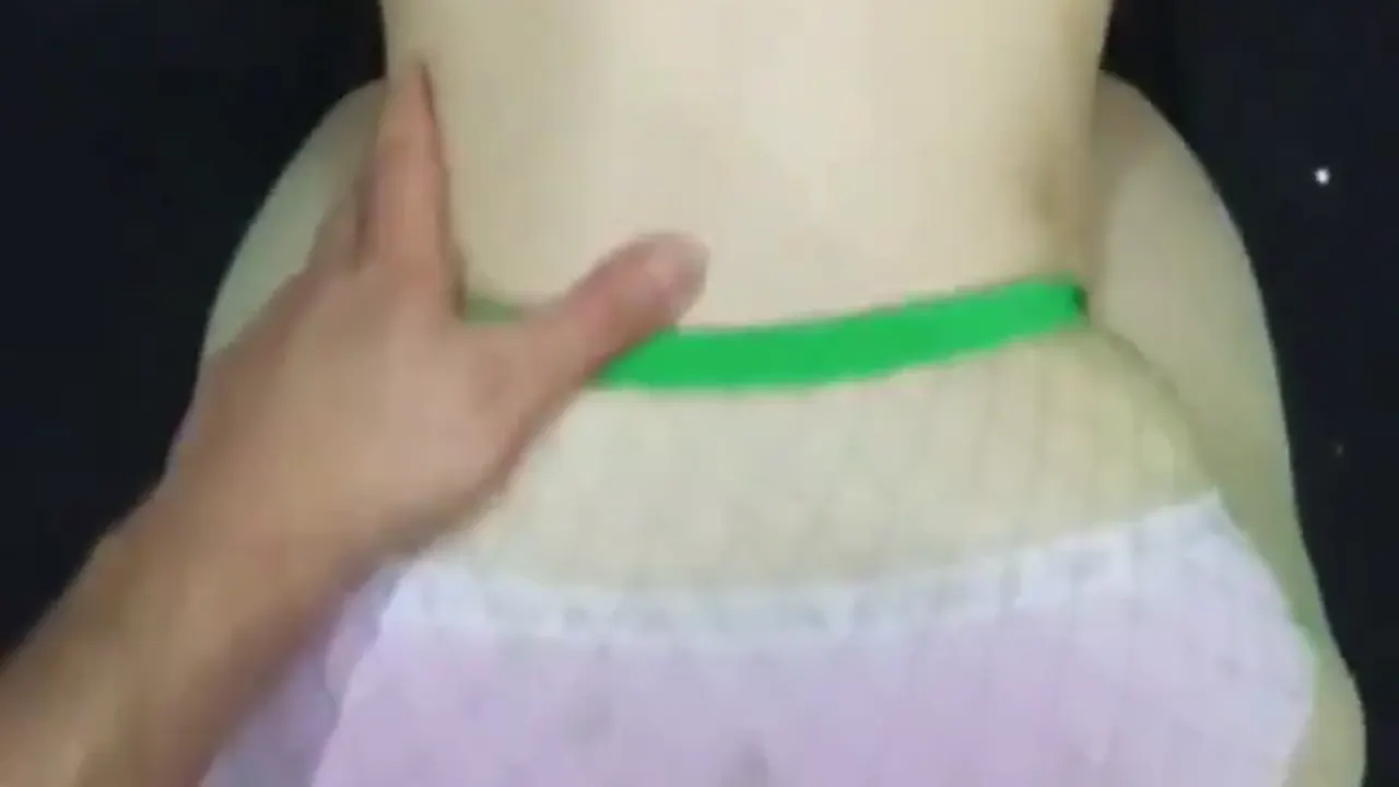 Fileli beyaz tenli türbanlı ifşa videosu
