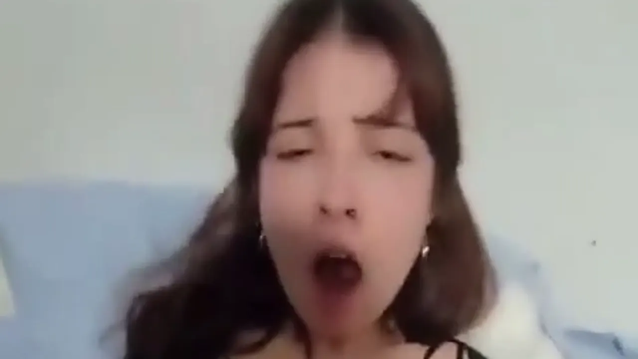 Üniversiteli gençlerin amatör sikişi ifşa videosu